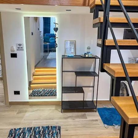 Vila51 Ocean Deluxe Apartment Sarande