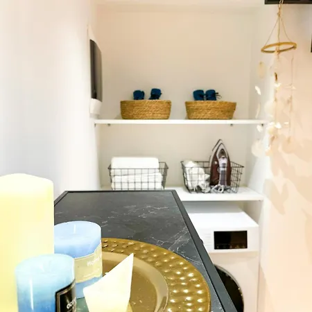 Vila51 Ocean Deluxe Apartment Sarande