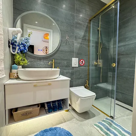 Vila51 Ocean Deluxe Apartment